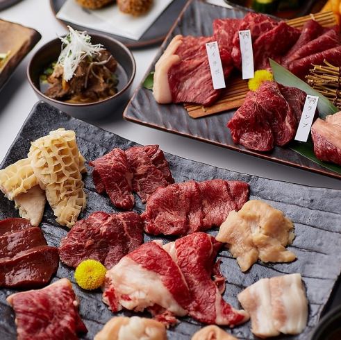 You can enjoy carefully selected [meat] such as brand beef from Hokkaido.