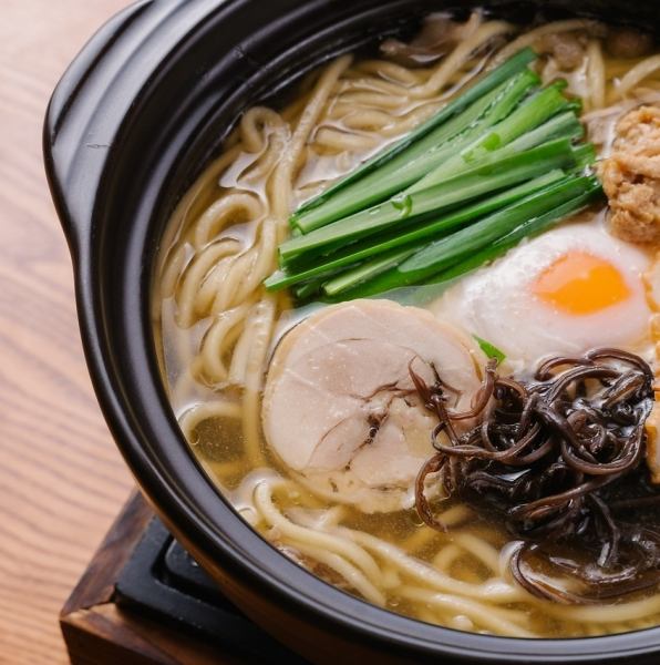 【大人気ランチメニュー】ランチ1番人気!!高知県のB級グルメ《須崎鍋焼きラーメン》