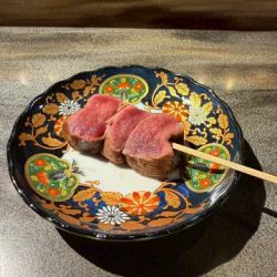 牛タンレア串1本