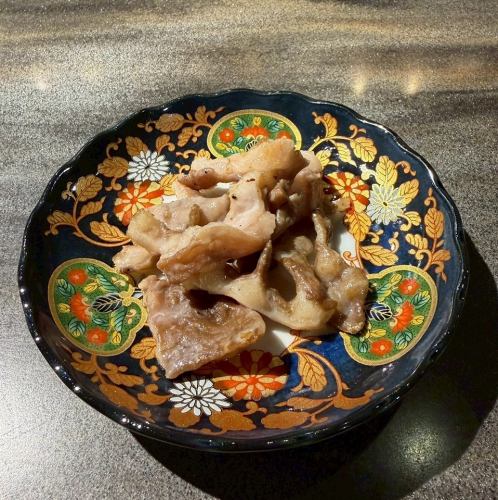 牛ハツ(牛の心臓)2本分/アカセン(牛)2本分/ガツ(豚の胃袋)2本分/テッポウ(豚の直腸)2本分