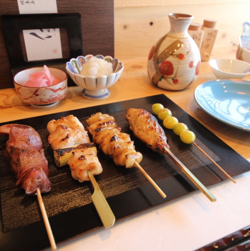 烤鸡肉串拼盘！5个