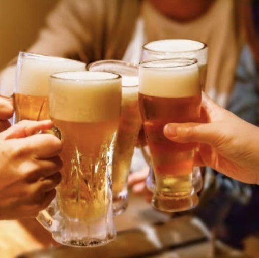 在室内啤酒花园度过炎热的夏天！您一定会度过一段美酒与肉交织的美好时光！