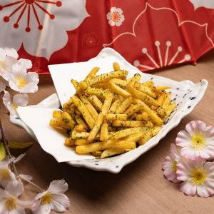 Seaweed and salted fries