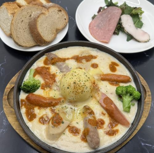 ソーセージのポテトグラタン