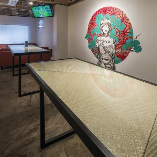 The standing bar booth has a custom-made tatami table