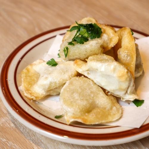 Fried gyoza with truffle salt