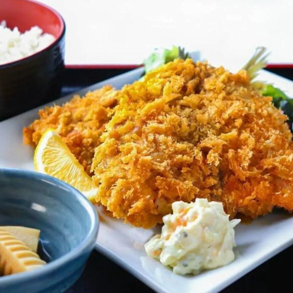 【ランチ限定】職人仕込みの絶品『アジフライ定食』
