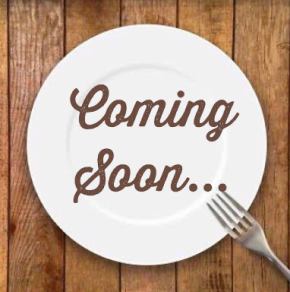 明るく清潔感のある4名掛けテーブル席は、女子会や気心の知れたご友人との飲み会にぴったりです。広々とした天板には、自慢の刺身盛りや逸品料理をたくさん並べても大丈夫！歓送迎会の少人数グループ利用や、二次会などのカジュアルなシーンでも使い勝手抜群です。美味しいお酒と共に、賑やかなひとときをどうぞ。