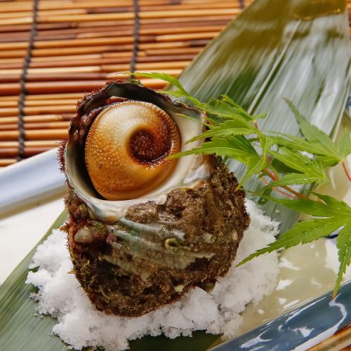 サザエのつぼ焼き