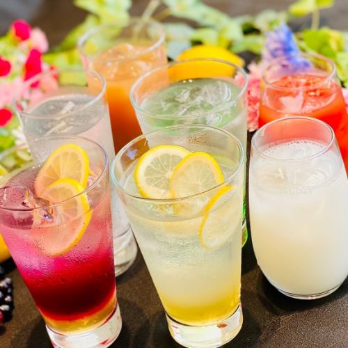 You can also enjoy [liquor] and [juice] at "Manhachi"!