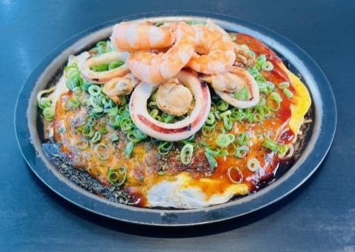 Seafood deluxe okonomiyaki