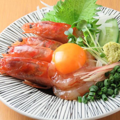 咸米曲子腌制红虾生鱼片