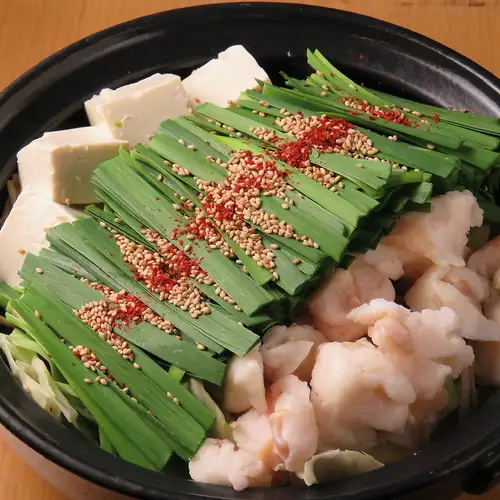 我们最受欢迎的菜品！蒜蓉白味噌内脏火锅/咖喱味内脏火锅