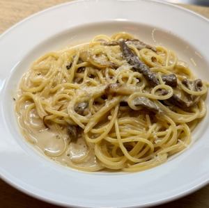 ポルチーニのクリームパスタ