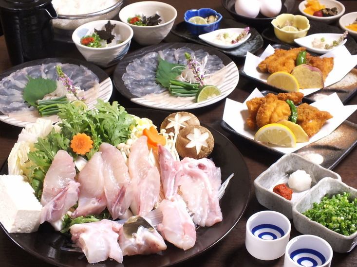 我们提供超值的标准课程 4,730 日元（含税）起。请享用我们的招牌河豚料理。