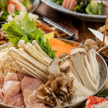 【牡丹套餐】奢華盛宴！主菜是精緻的水炊火鍋，餐後甜點是美味的粥。 2.5小時暢飲，9道菜，4500日圓