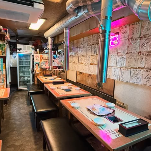 大勢でも楽しめる個室完備