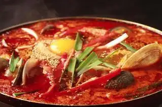 スンドゥブチゲ (純豆腐鍋)