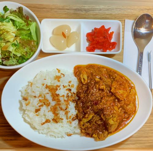 スパイス香るチキンカレー