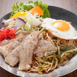 【謹製】らんまる豚バラあぶり焼きソース焼きそば