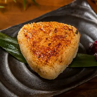 Grilled oyster rice ball