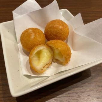 チーズボール