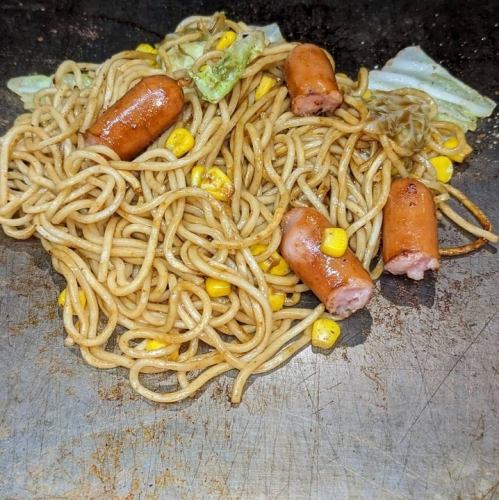 ソーセージコーンそば
