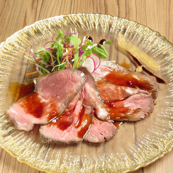 当店人気メニューの「ローストビーフ」一度お試しください！