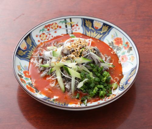 Wagyu beef omasum sashimi