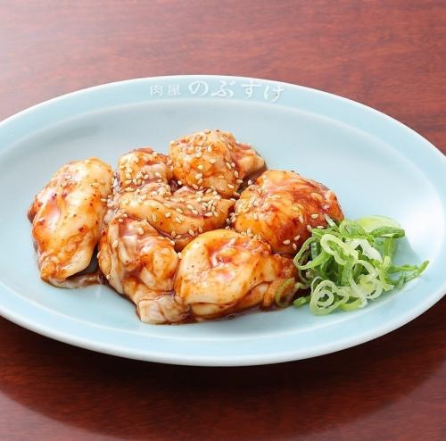 Wagyu small intestine (kotechan) / Wagyu large intestine (shimacho)