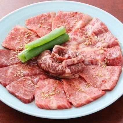 鮮度と部位にこだわった仕入れが自慢