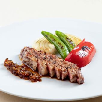 【10,000円コース】選べるもつ鍋や鮮魚7点盛、博多牛サーロインステーキなど豪華ラインナップ