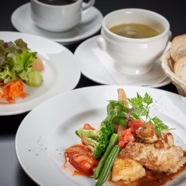 【貴方だけの贅沢なランチタイムを。】ランチメニューはもちろん、アラカルトメニュー・昼飲みにもご対応♪