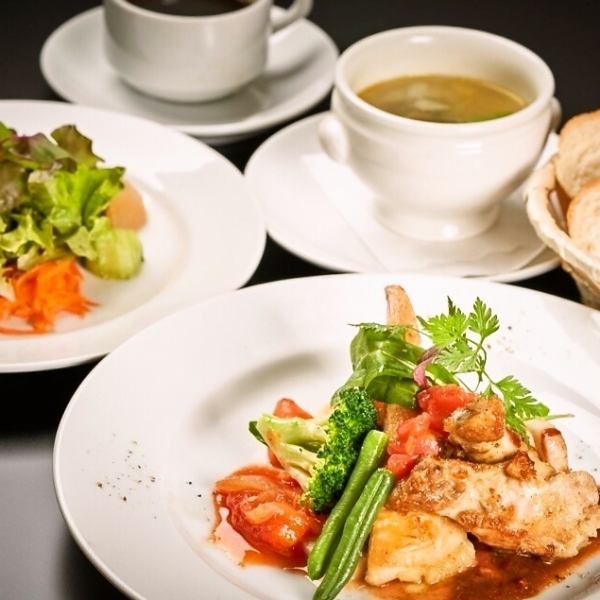 カジュアルなのに本格派。心ゆくまで楽しむビストロランチ♪