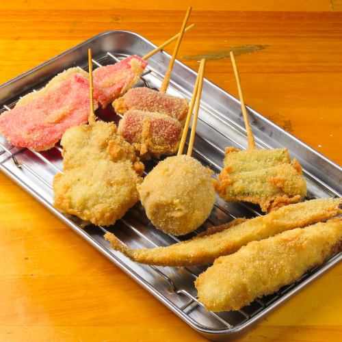 We have a large selection of sake that goes well with kushikatsu.