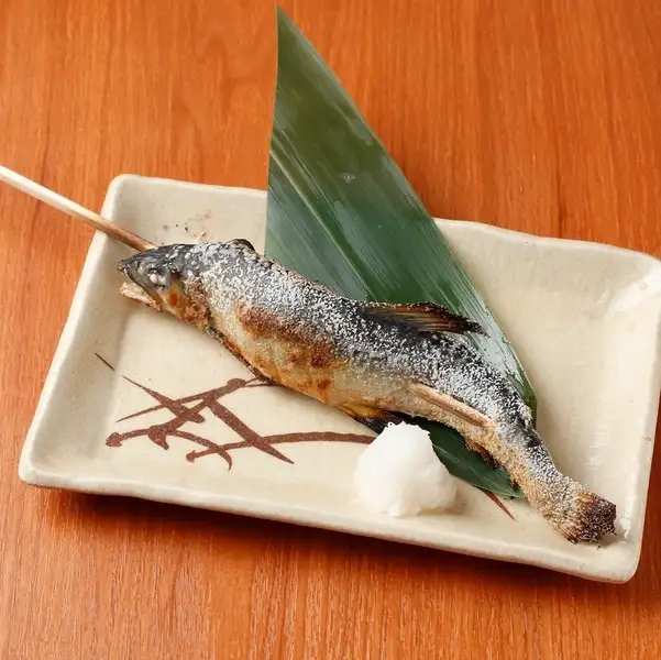 【職人技が光る】鮎塩焼き◆炉端でじっくり炙る