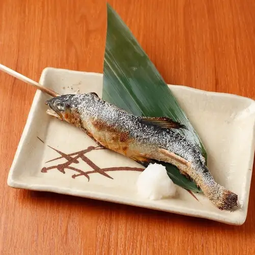 【職人技が光る】鮎塩焼き◆炉端でじっくり炙る