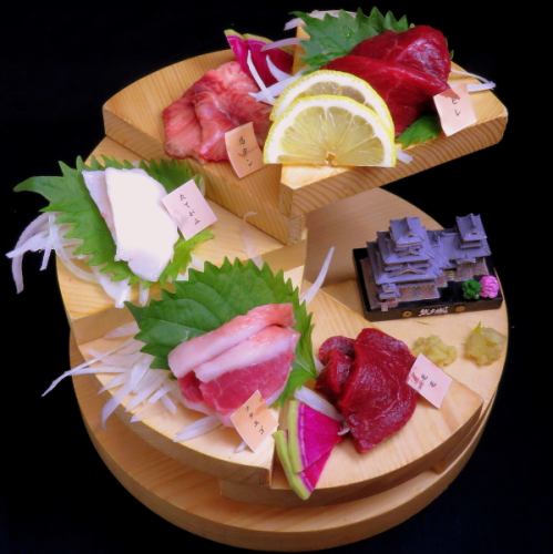 Authentic Kumamoto horsemeat sashimi