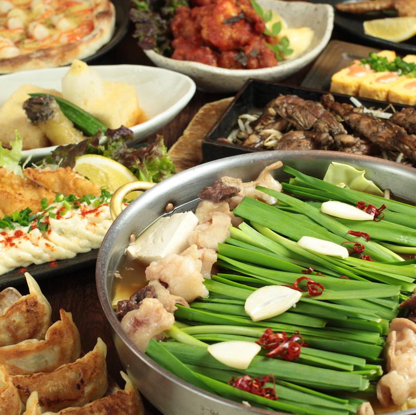 从招牌火锅到马肉刺身和海鲜,应有尽有!我们还提供当日无限量畅吃套餐♪