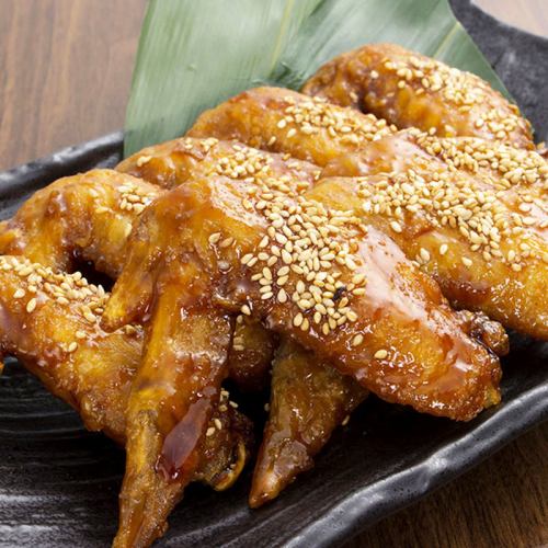 Deep-fried chicken wings (1 piece)