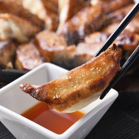 全12種餃子＋サイドメニュー4種★2H食べ飲み放題 3500円（税込）