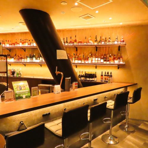 おひとり様からでも気軽にお越しいただけるカウンター席を10席ご用意させていただいております。