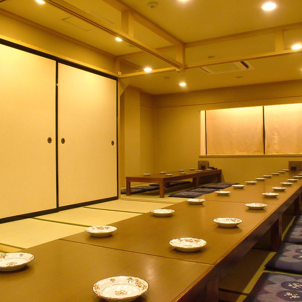 20名様~最大50名様まで対応可能な座敷・掘りごたつ席完備!!