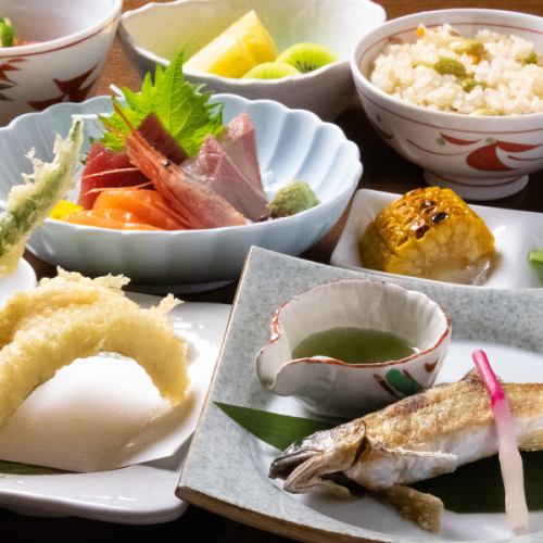 旬の会席コース4900円(税込)～