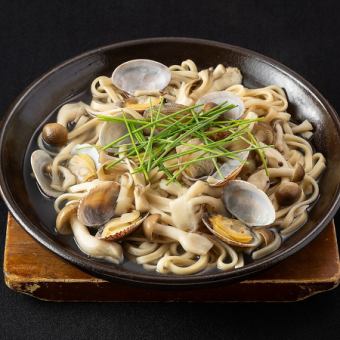 Mushroom and Asari soup pasta