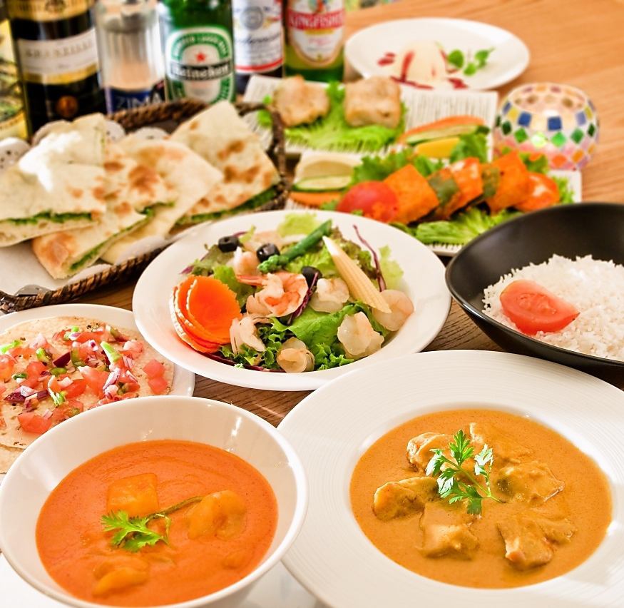 You can enjoy authentic Indian cuisine and a wide variety of alcoholic beverages.A store that boasts an atmosphere.