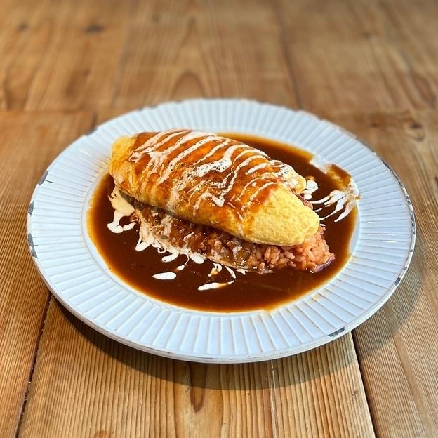 The combination of melty omelet rice and delicious demi-glace sauce◎