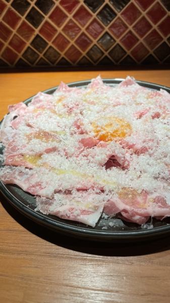 イタリア産イベリコ豚の自家製プロシュートハム～兵庫県産オクノ卵とパルミジャーノチーズ～