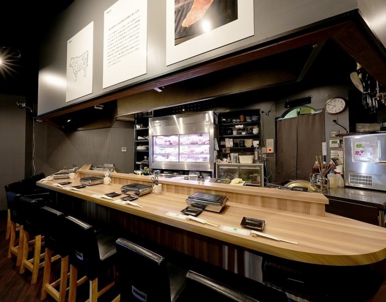 【気軽に焼肉、ひとりでも大歓迎！】気軽に来店できるアットホームな雰囲気が魅力です。お一人様でも安心してご利用いただけるため、1人焼肉を楽しむ層も一定数いらっしゃいます。自分のペースで焼肉を堪能しながら、リラックスしたひとときをお過ごしください。