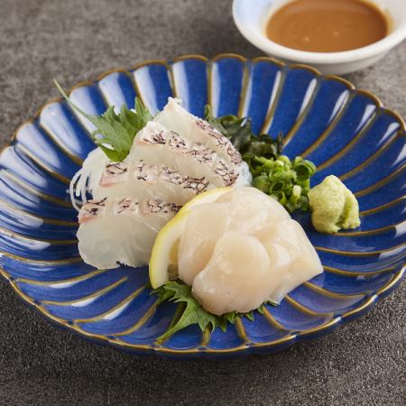 帆立と白身の刺し身～肝醤油～